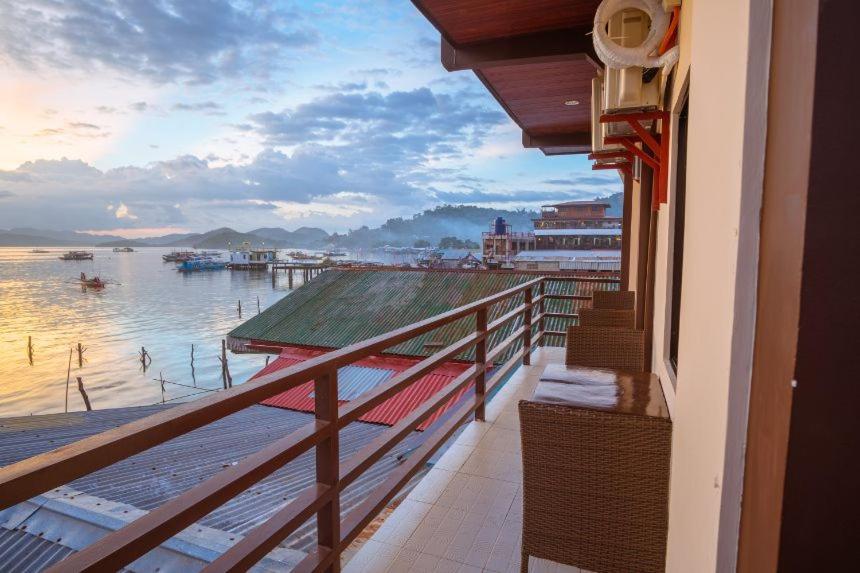 Argamosa Bayside Inn โกรอน ภายนอก รูปภาพ